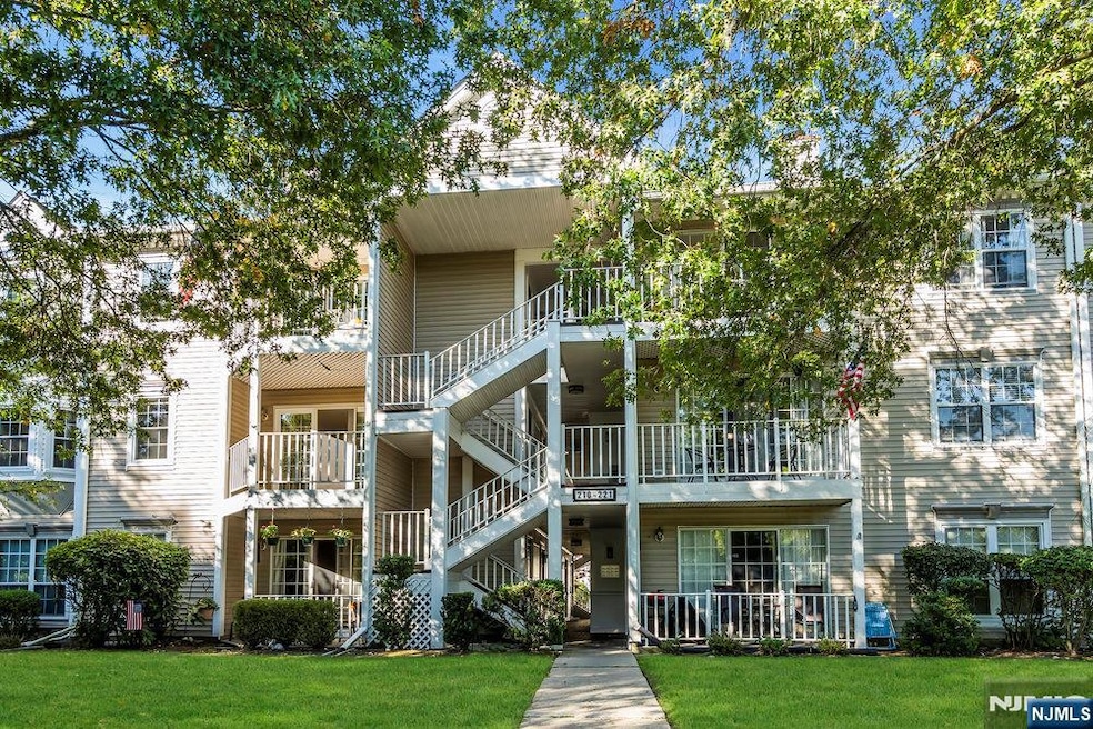 For Rent $3,100/month