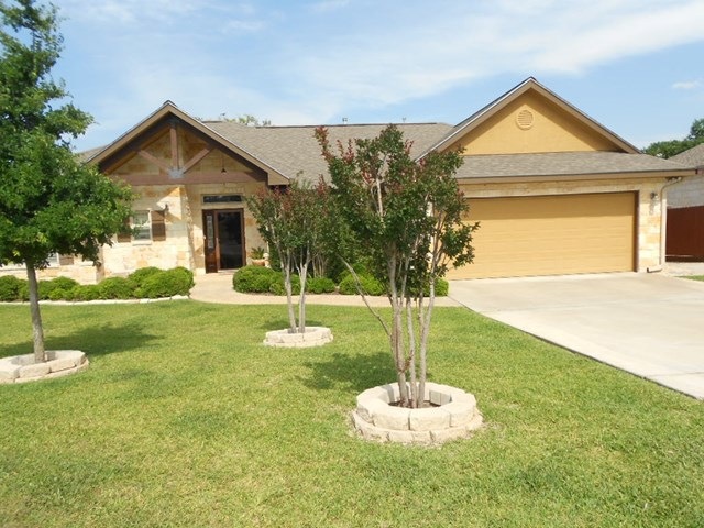 208 Clyde Run, Fredericksburg, TX 78624 - photo 1