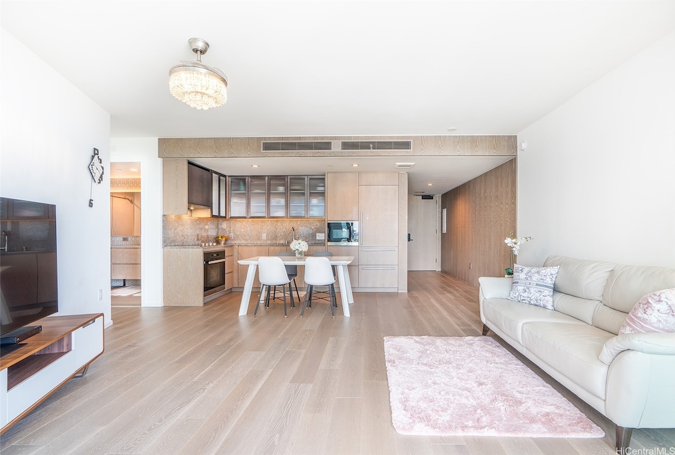 Koula unit 2713, Honolulu, HI 96814 - photo 1