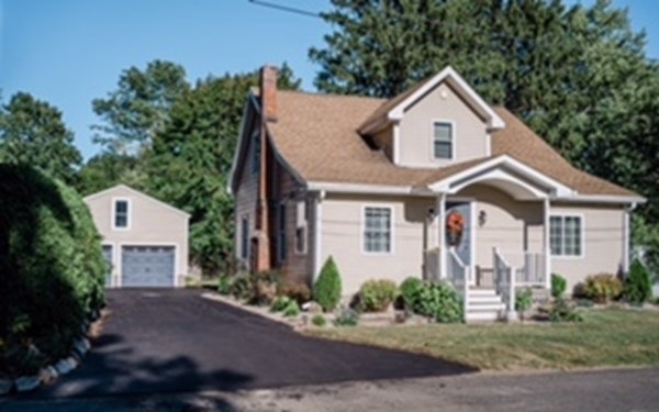 18 Sherman Ave, Feeding Hills, MA 01030 - photo 1