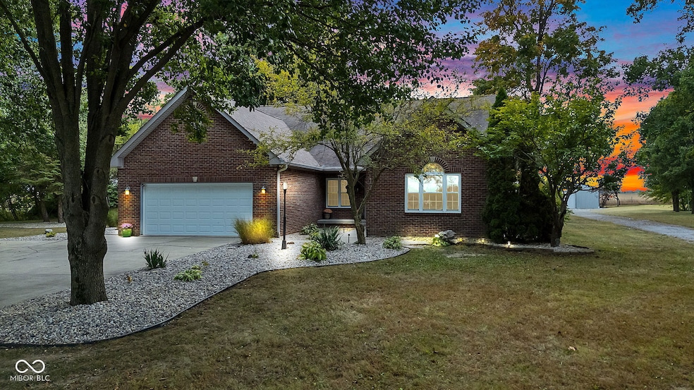 Pending $550,000 • Co-Listing Agent