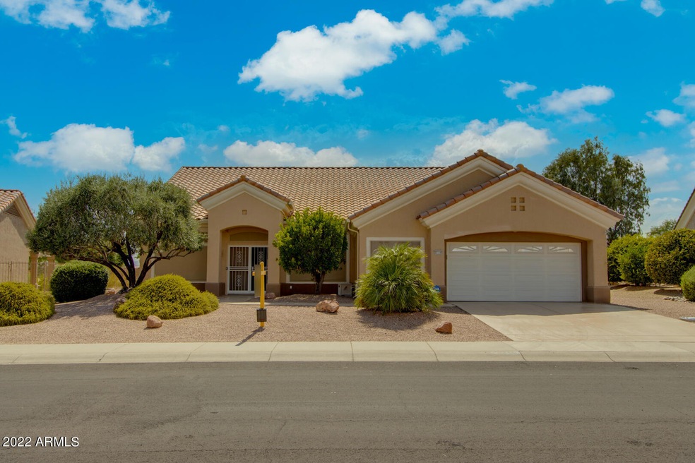 GORGEOUS TRUXTON MODEL