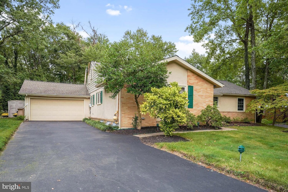 113 E Sutton Place, Wilmington, DE 19810 - photo 1