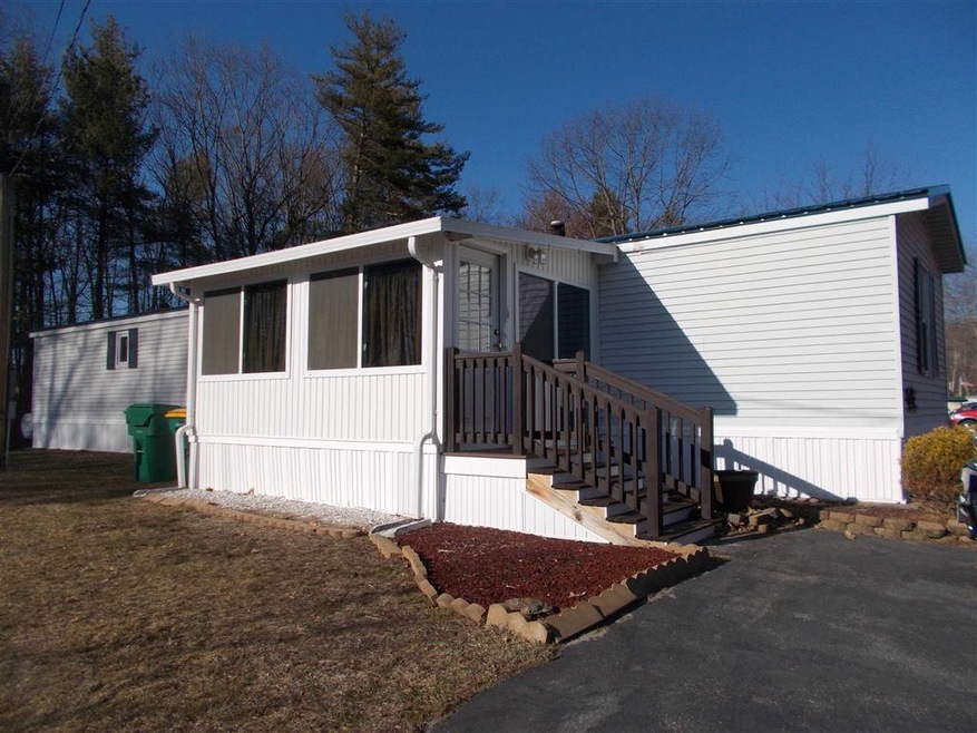 9 Royalcrest, Rochester, NH 03867 - photo 1