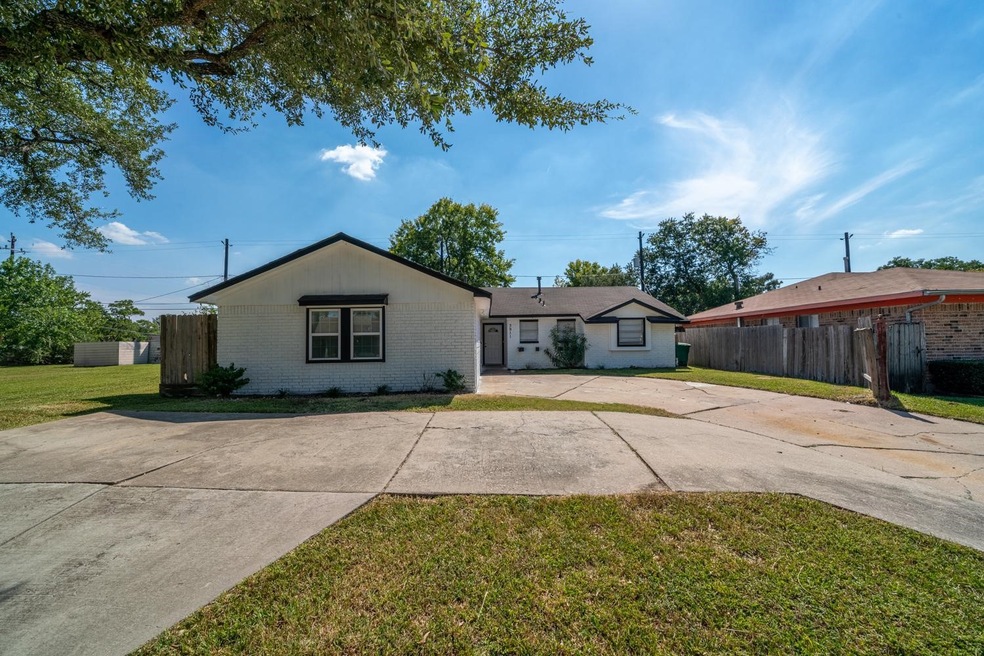 Sold • Co-Listing Agent