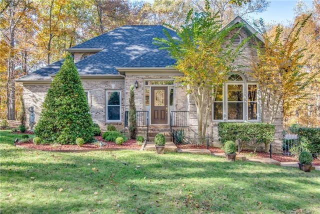 105 Dogwood Ct, Dickson, TN 37055 - photo 1