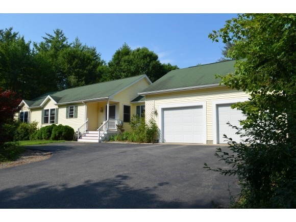 11 Doe Farm Ln, Newmarket, NH 03857 - photo 1
