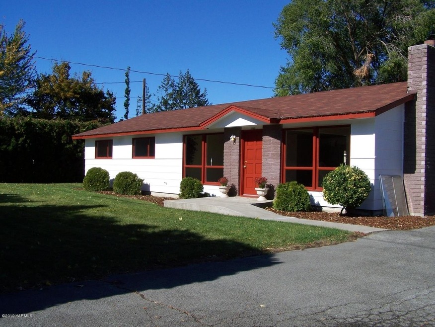 6903 Lower Ahtanum Road, Yakima