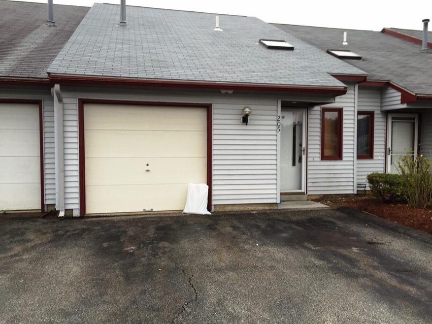 205 Millwright Dr, Nashua, NH 03063 - photo 1