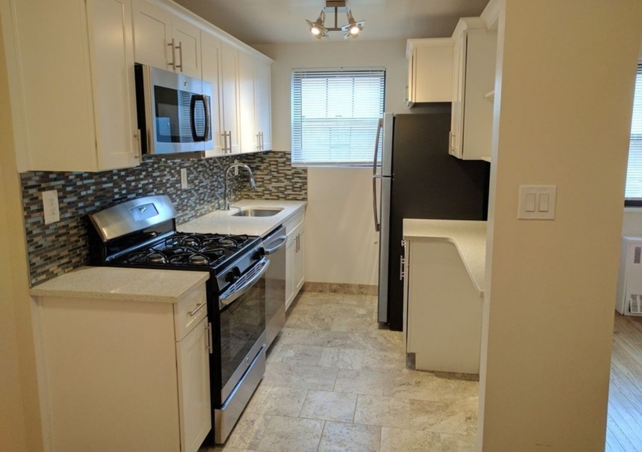 69 138th St unit A, Flushing, NY 11367 - photo 1