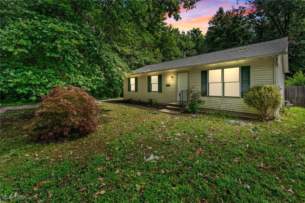 3741 Globe Ave, Lorain, OH 44055 - photo 1