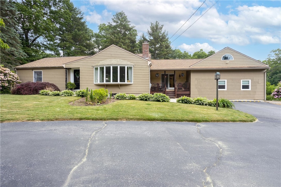 23 Whipple Rd, Smithfield, RI 02917 - photo 1