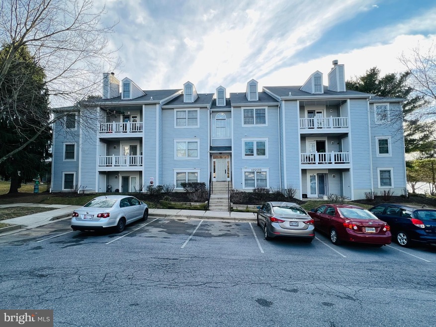 12220 Eagles Nest Ct unit M, Germantown, MD 20874 - photo 1