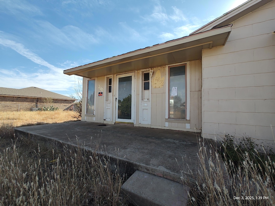 6219 22nd St, Lubbock, TX 79407 - photo 1