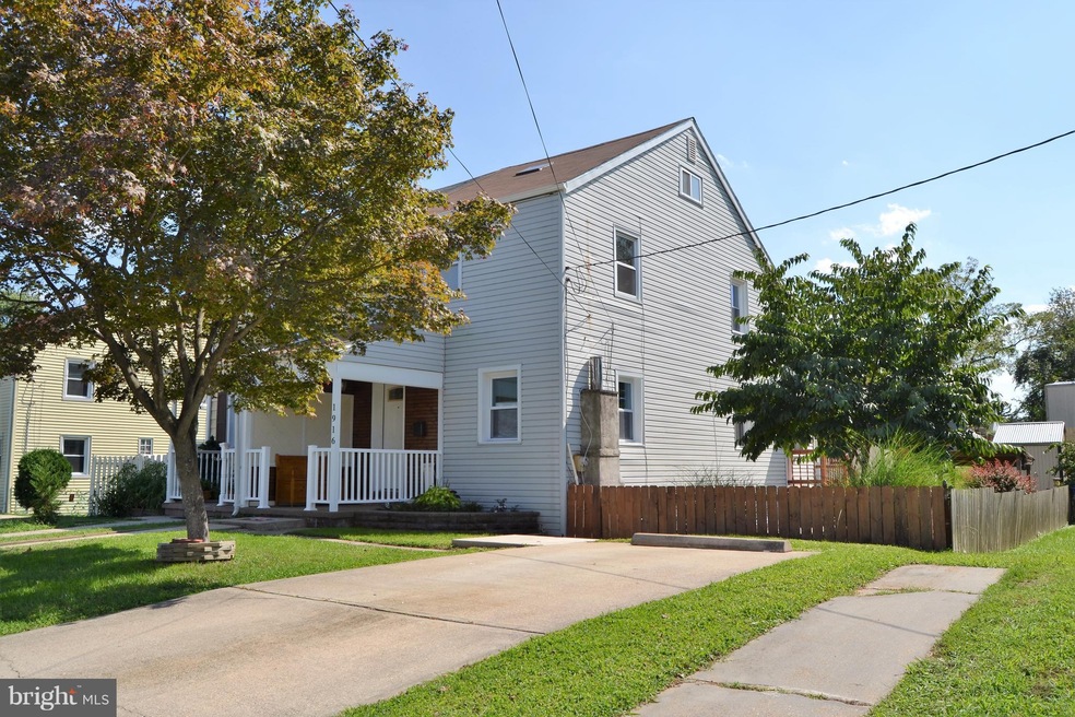 1916 Victory Dr, Halethorpe, MD 21227 - photo 1