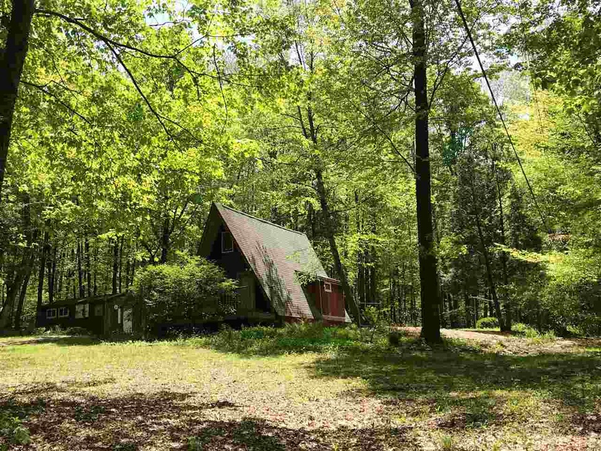 238 Hollow Hide A Way Rd, Shaftsbury, VT 05262 - photo 1
