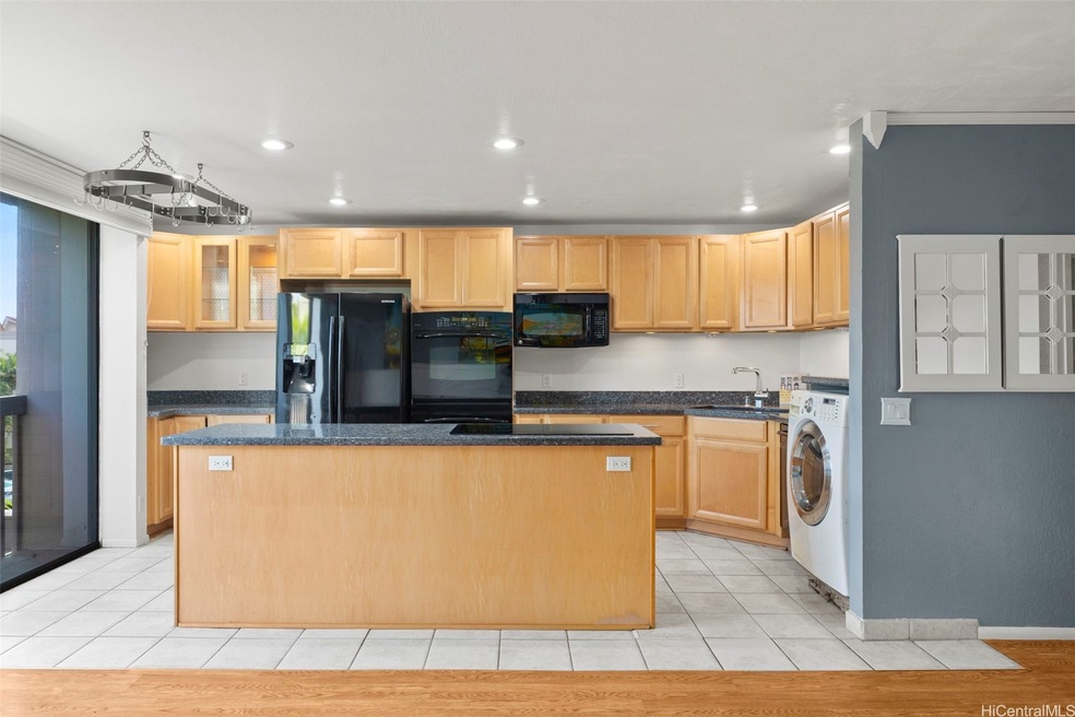 Under Contract $230,000 • Co-Listing Agent