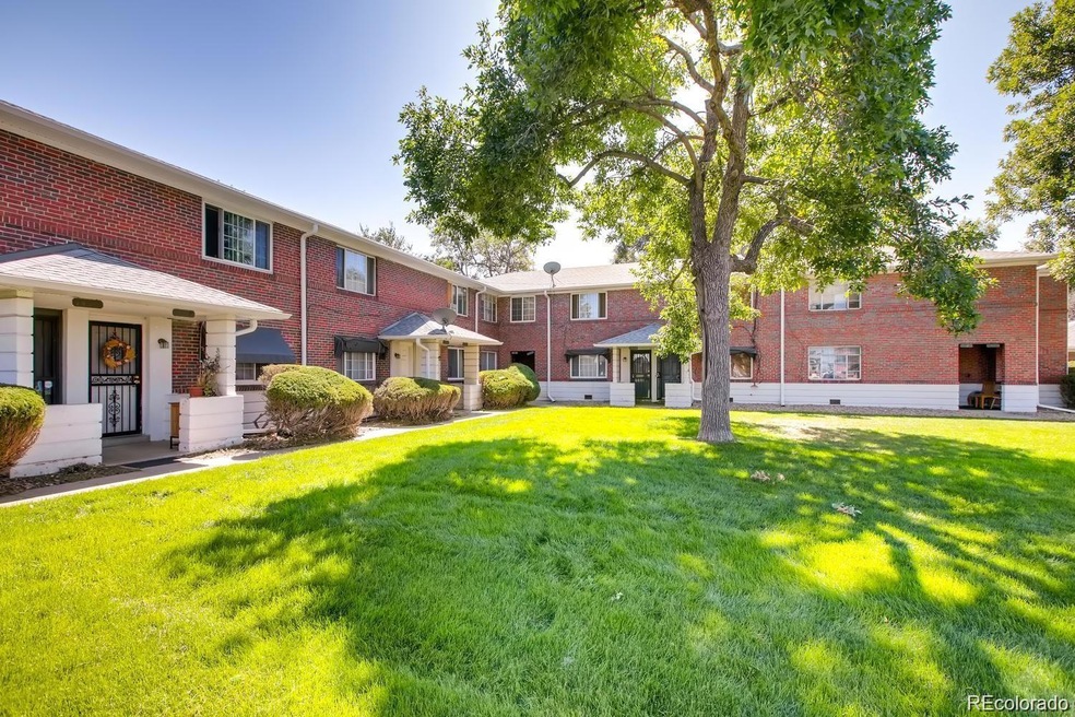 1428 Galena St unit 1428, Aurora, CO 80010 - photo 1