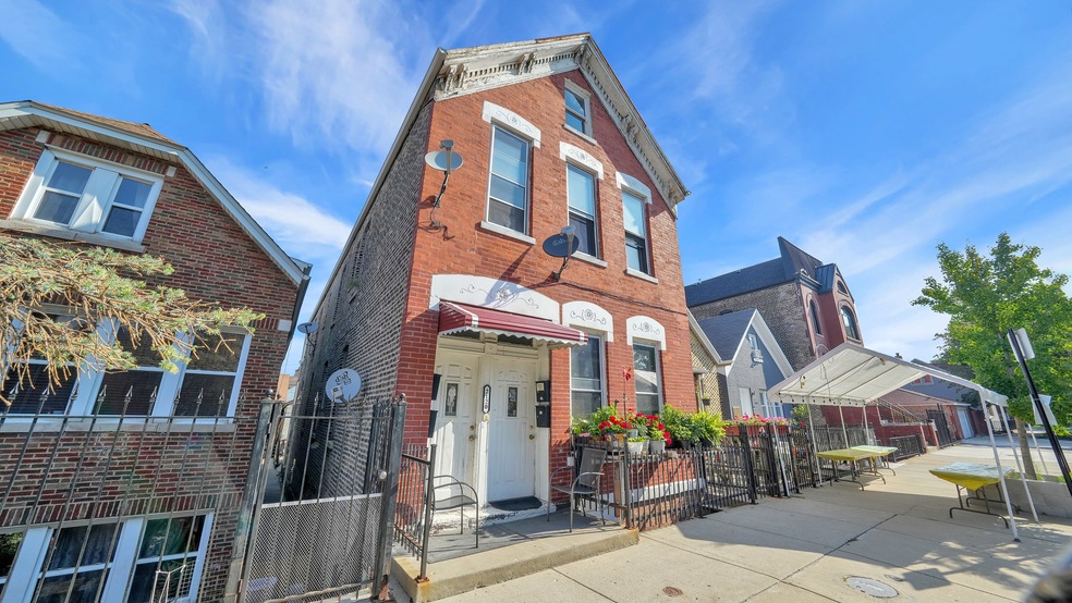 Sold $605,000 • Co-Listing Agent