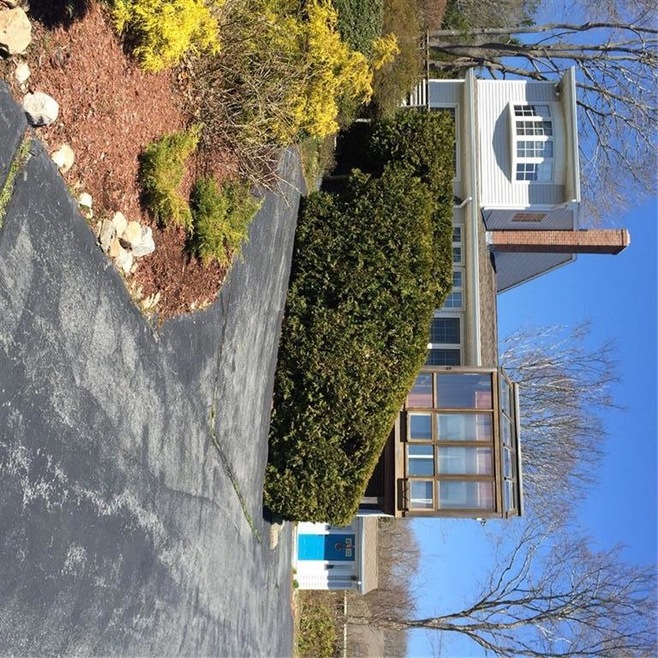 30 Elm St S, Groton, CT 06340 - photo 1