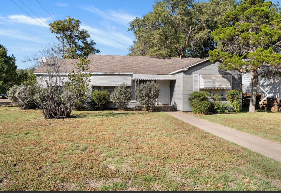 3520 26th St, Lubbock, TX 79410 - photo 1