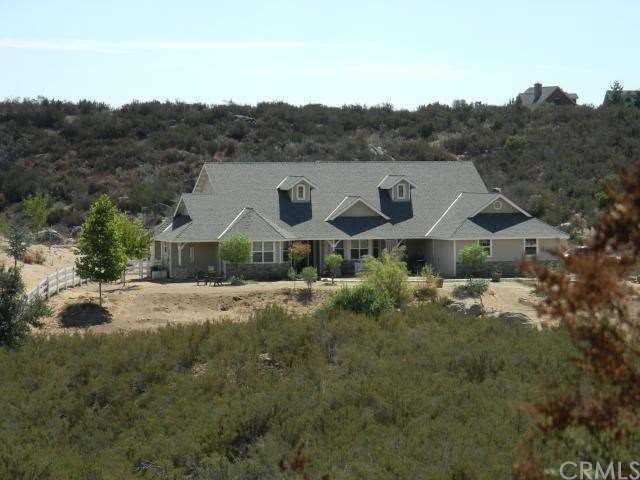 18.8 Acres in Oakridge Ranches