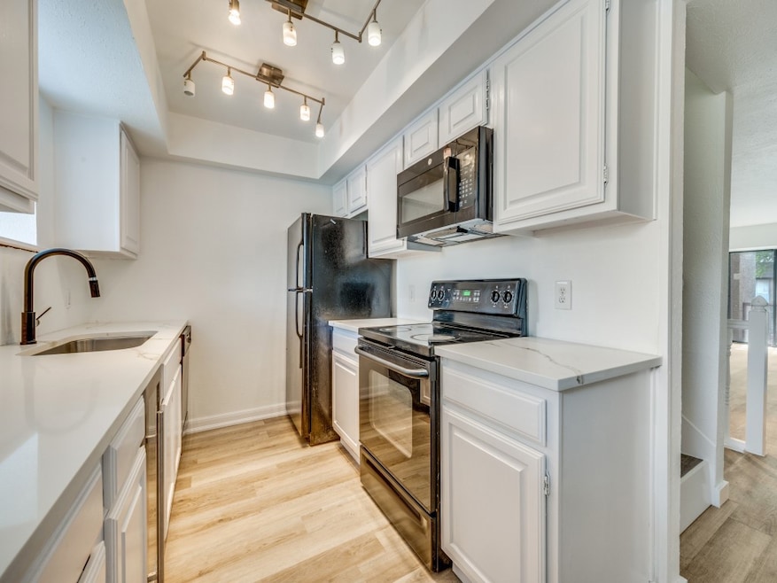 4515 N O Connor Rd unit 1154D, Irving, TX 75062 - photo 1