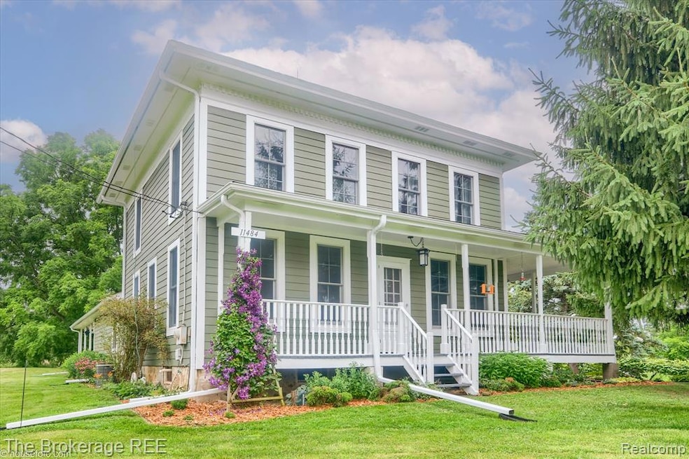 11484 Lapeer Rd, Davison, MI 48423 - photo 1