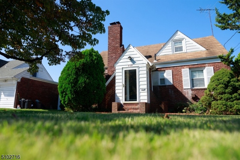 4-54 Summit Ave unit 1X, Fair Lawn, NJ 07410 - photo 1