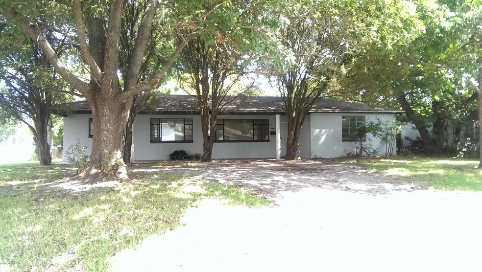807 Mikael Ave, Jacksonville, FL 32205 - photo 1