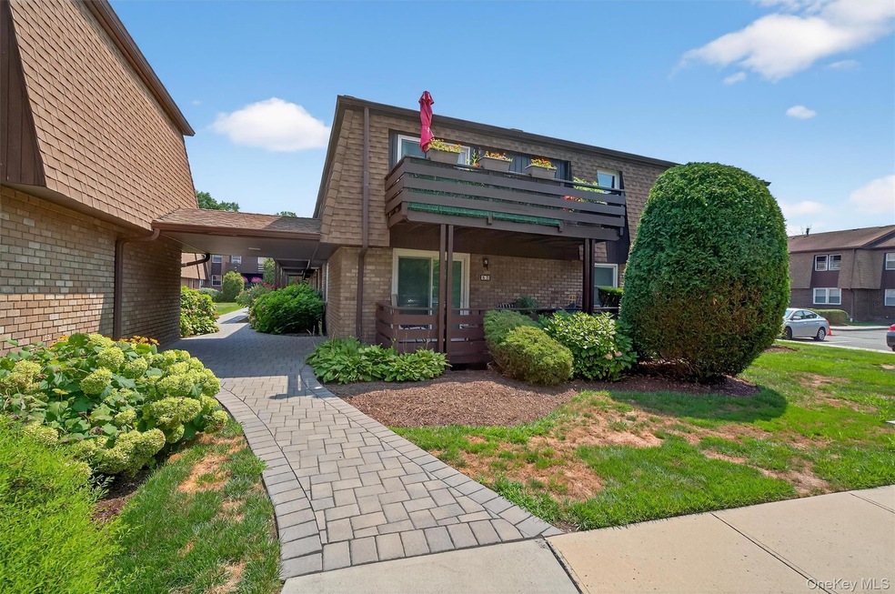 57 New Holland Village unit F57, Nanuet, NY 10954 - photo 1