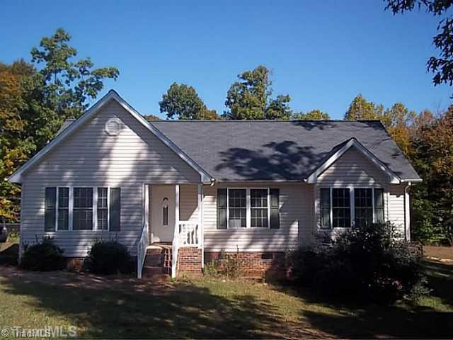 3365 Marathon Dr, Asheboro, NC 27205 - photo 1