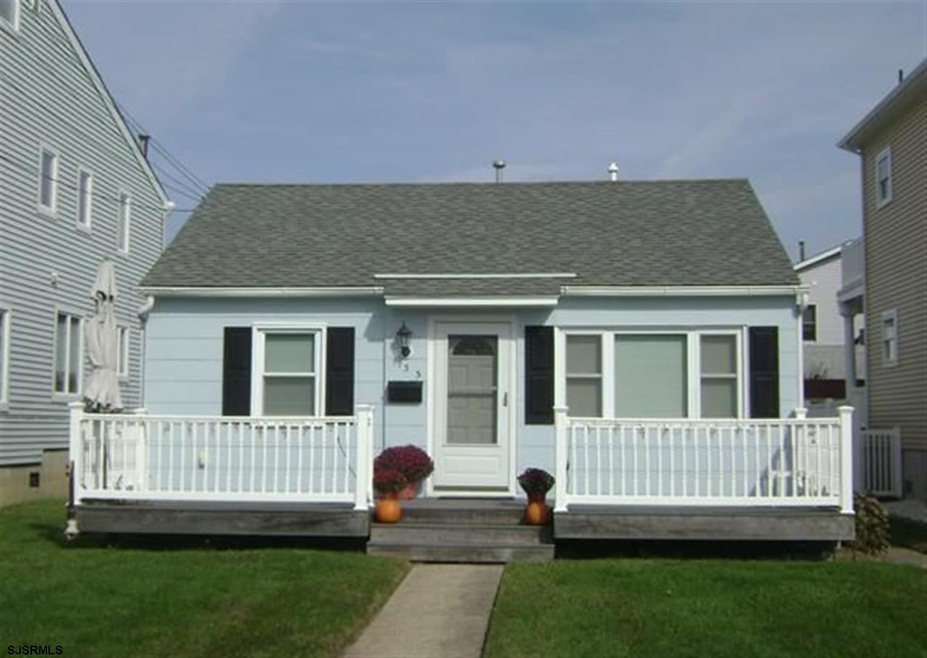 133 6th St S, Brigantine, NJ 08203 - photo 1