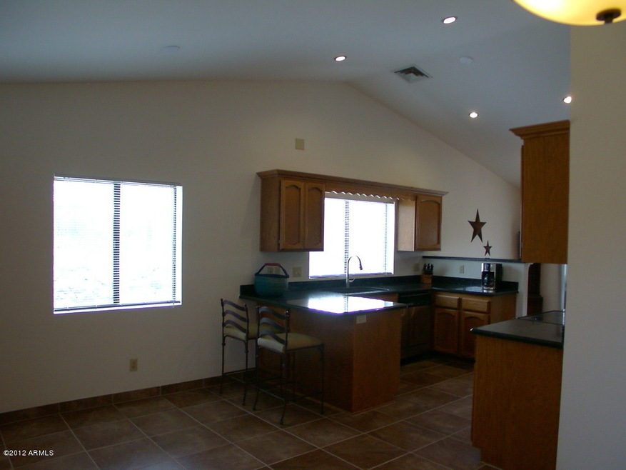 Lotsofspaceinkitchen