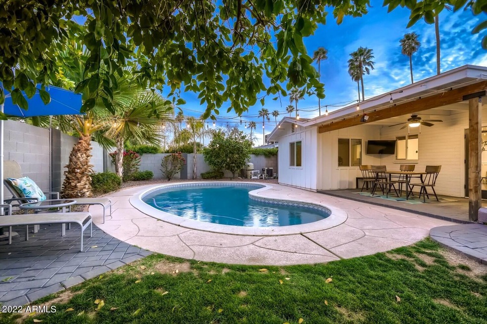 Sold $905,000 • Co-Listing Agent