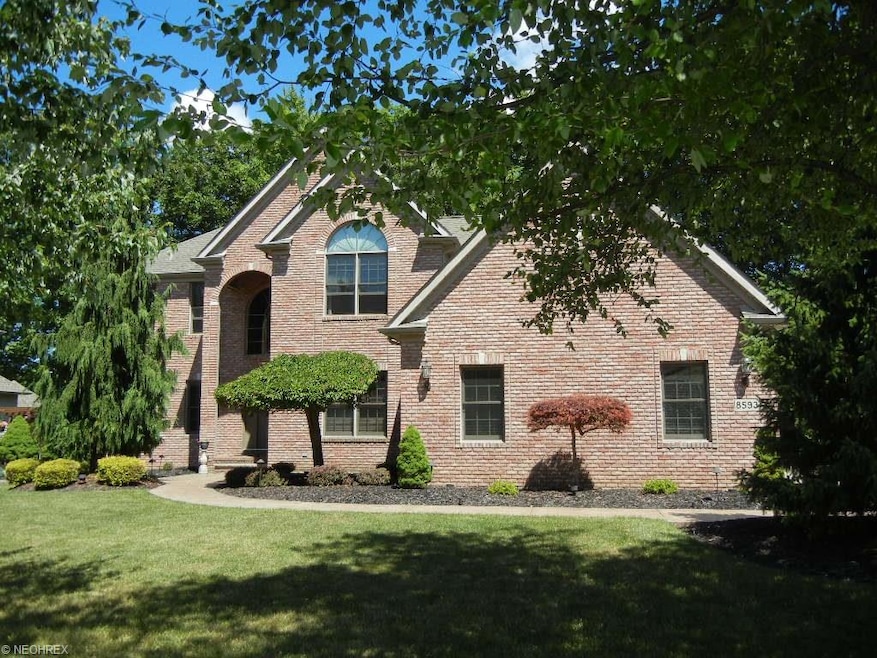 Welcome to 8593 Camden Ct. Windsor Woods Broadview