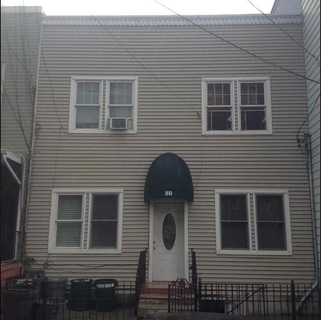 80 Hancock Ave unit 2R, Jersey City, NJ 07307 - photo 1