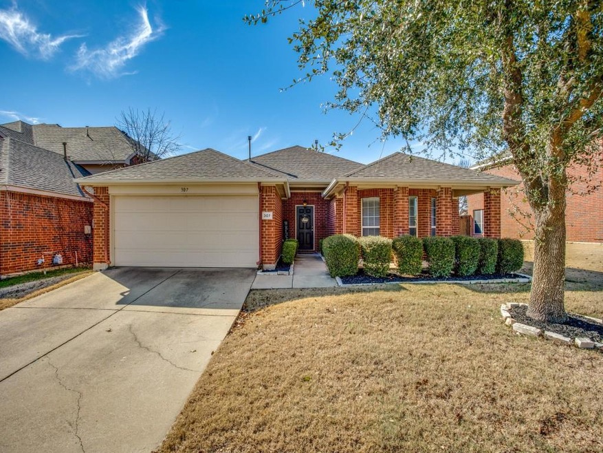 307 Highland Valley Ct, Wylie, TX 75098 - photo 1