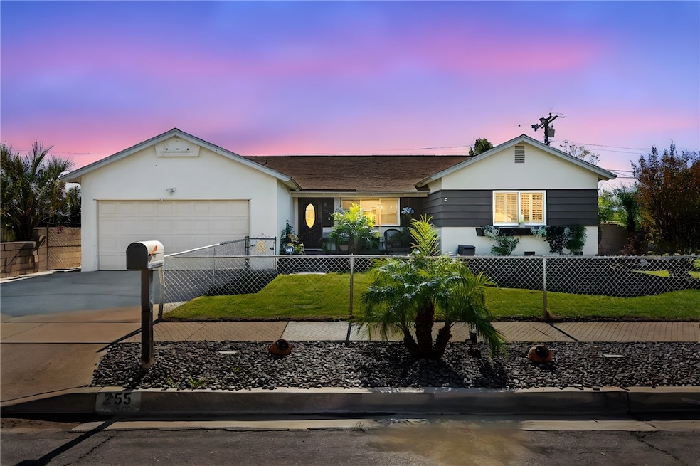 255 W Valencia St, Rialto, CA 92376 - photo 1