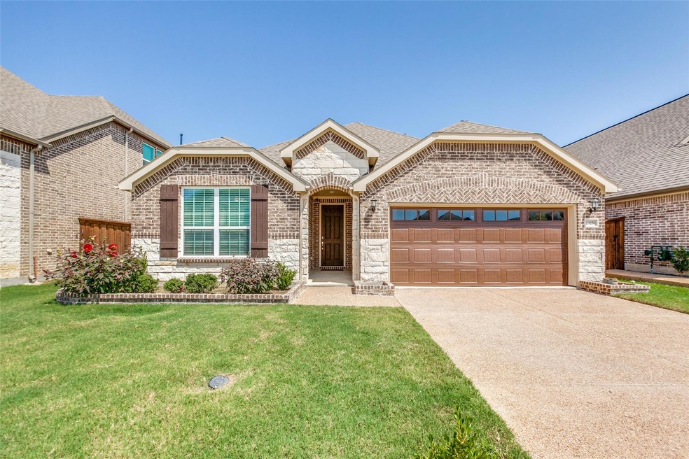 2325 Chapel Cross Ln, Wylie, TX 75098 - photo 1