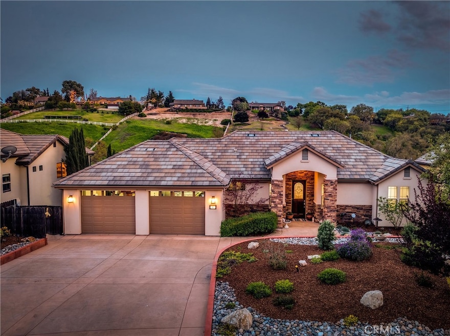 Sold $1,350,000 • Co-Listing Agent