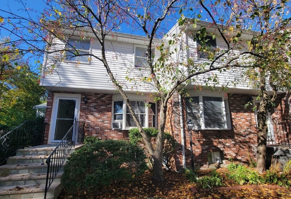 1 Eagan Place, Peabody, MA 01960 - photo 1