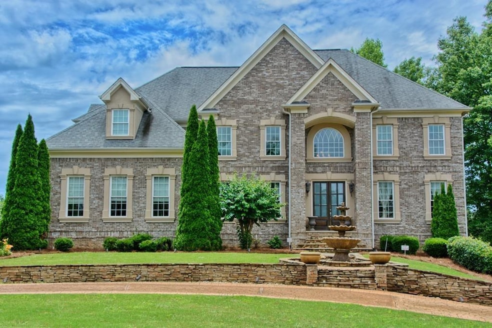 519 Birkdale Blvd, Carrollton, GA 30116 - photo 1