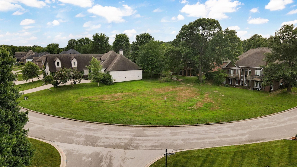 8302 Rolling Hills Dr, Nixa, MO 65714 - photo 1