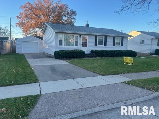 1915 W 69th St, Davenport, IA 52806 - photo 1