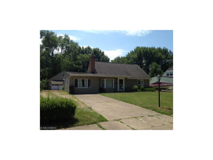 4920 Richelieu Ave, Sheffield Lake, OH 44054 - photo 1