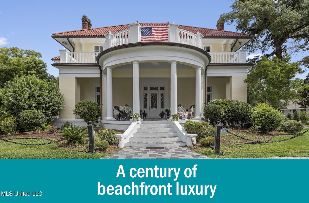 923 E Scenic Dr, Pass Christian, MS 39571 - photo 1