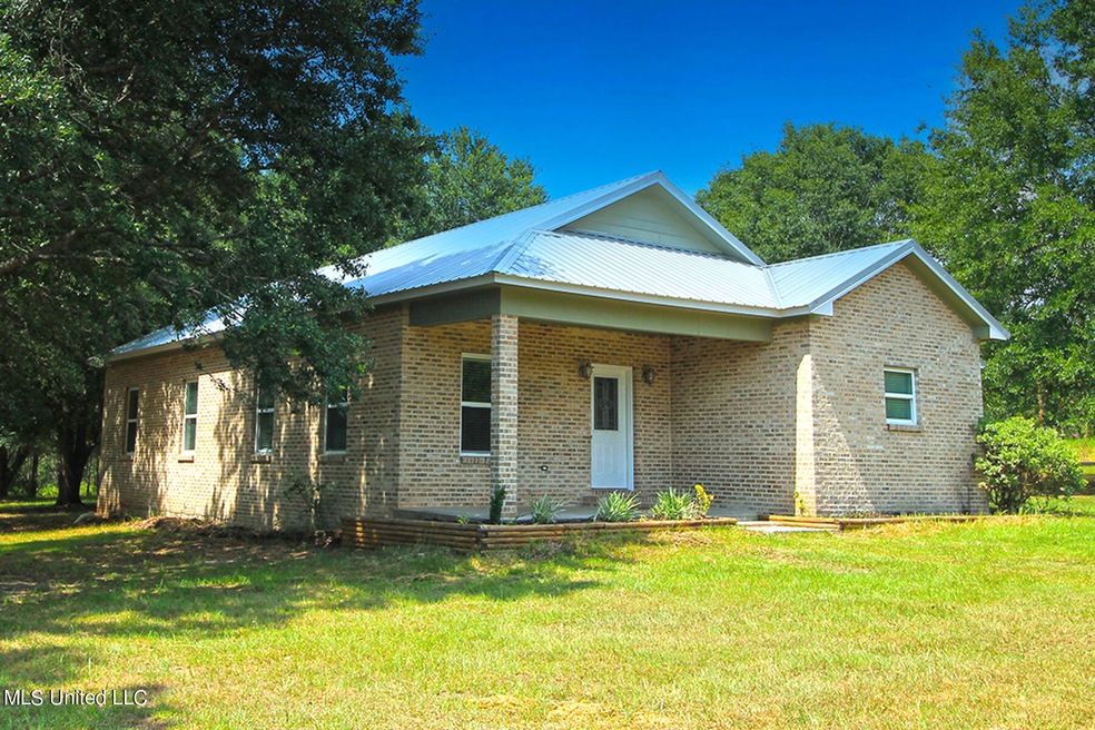 153 Glen Vincent Rd, Lucedale, MS 39452 - photo 1