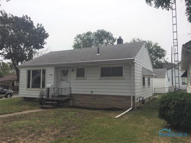 2306 108th St, Toledo, OH 43611 - photo 1