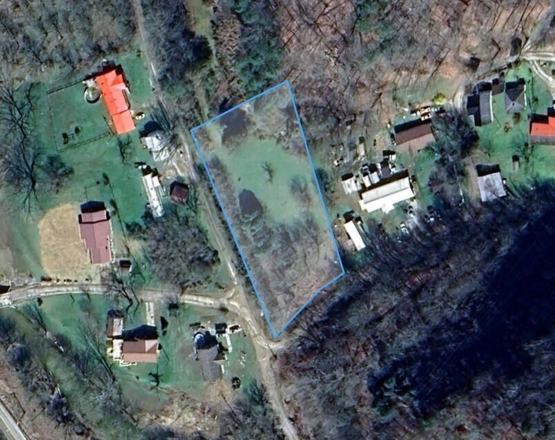 0 Hunter Branch unit 25507707, Langley, KY 41645 - photo 1